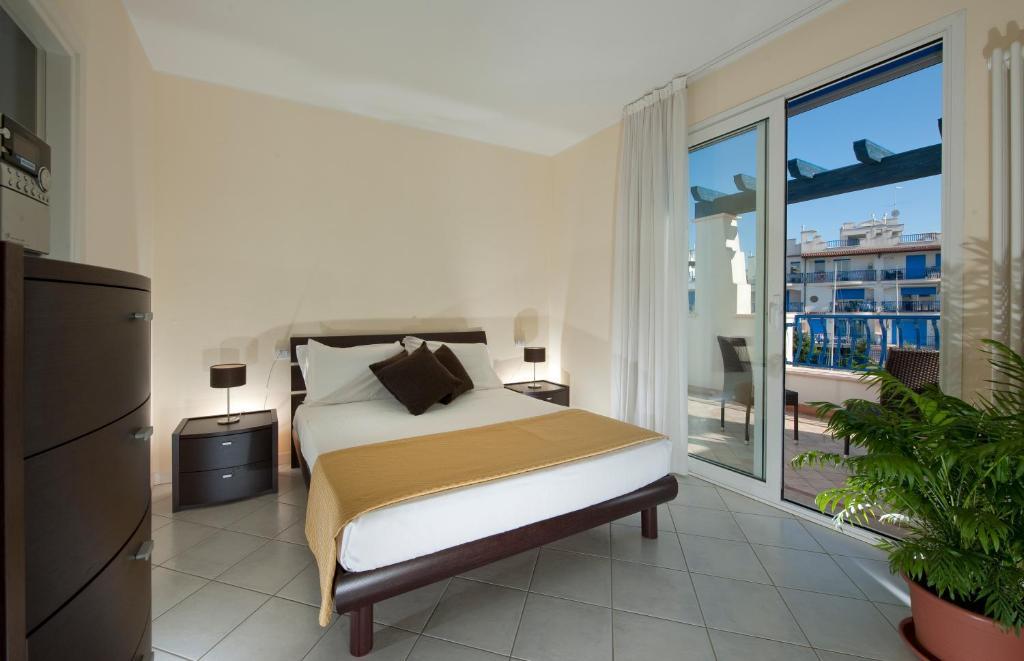 Portoverde Beach Apartments Misano Adriatico Eksteriør billede