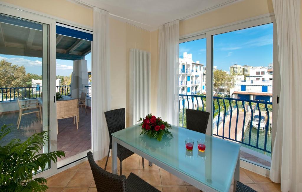 Portoverde Beach Apartments Misano Adriatico Eksteriør billede