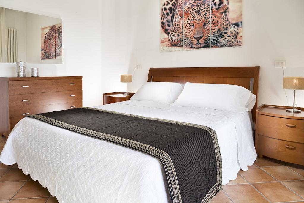 Portoverde Beach Apartments Misano Adriatico Eksteriør billede