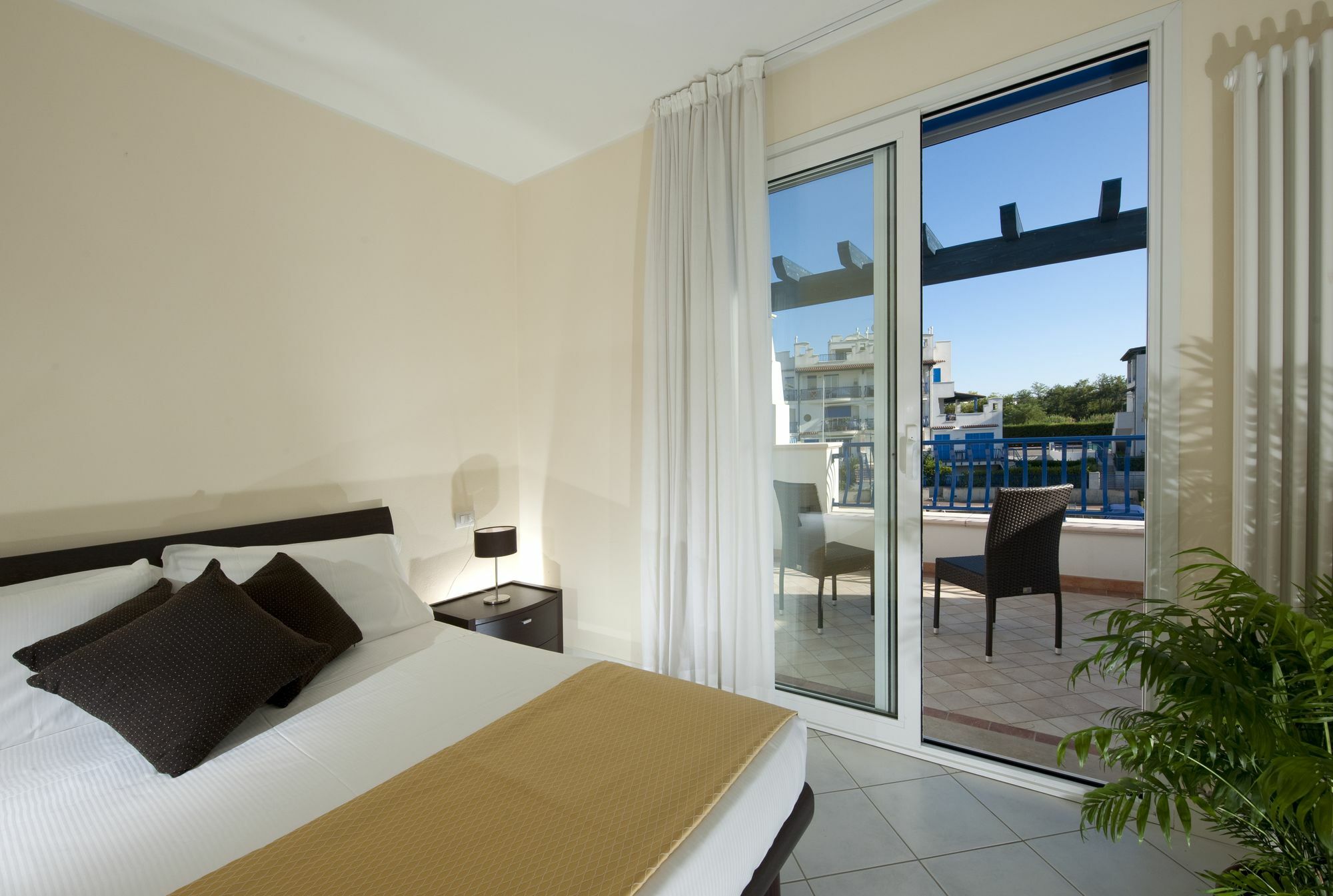 Portoverde Beach Apartments Misano Adriatico Eksteriør billede