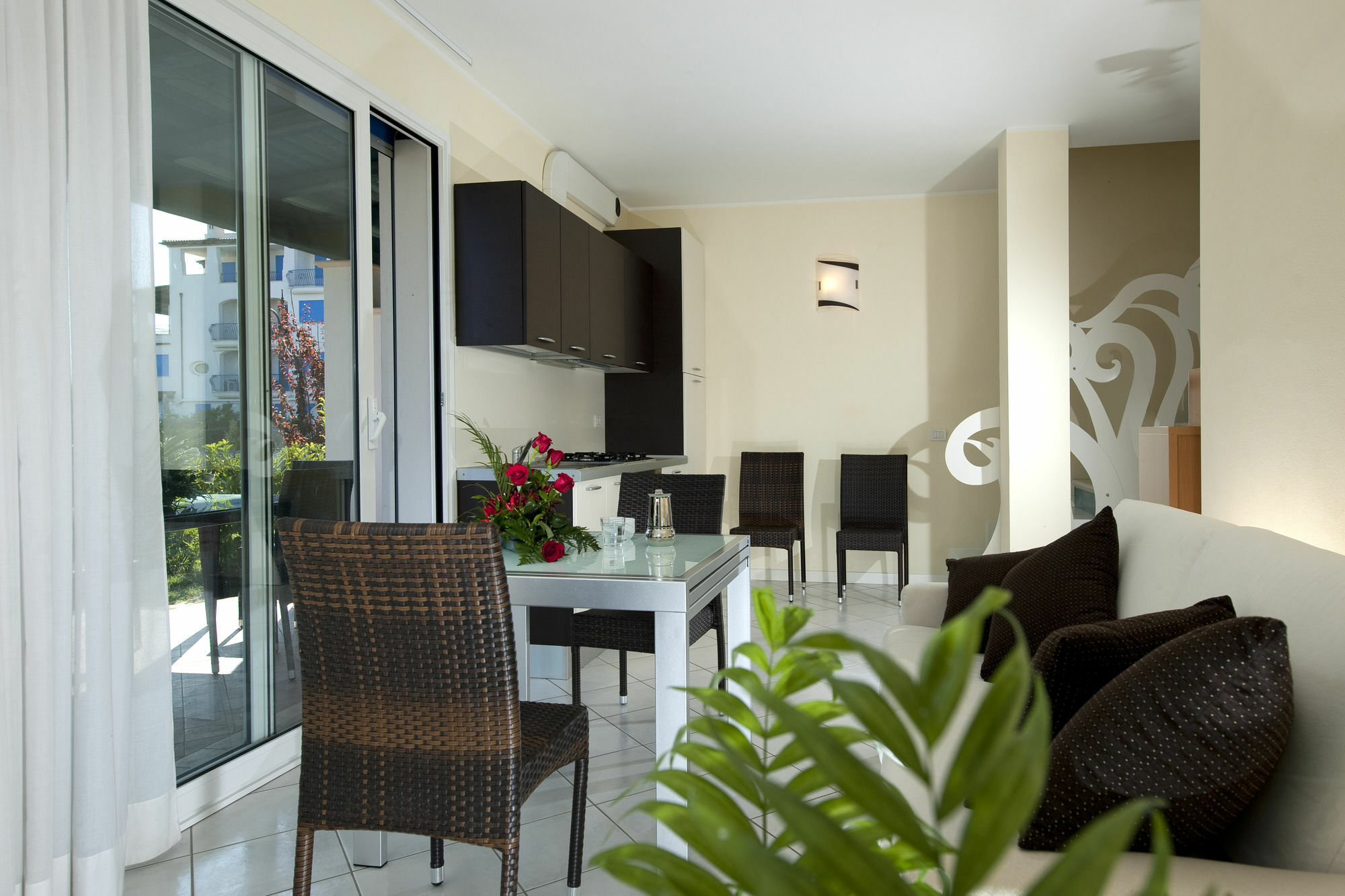 Portoverde Beach Apartments Misano Adriatico Eksteriør billede