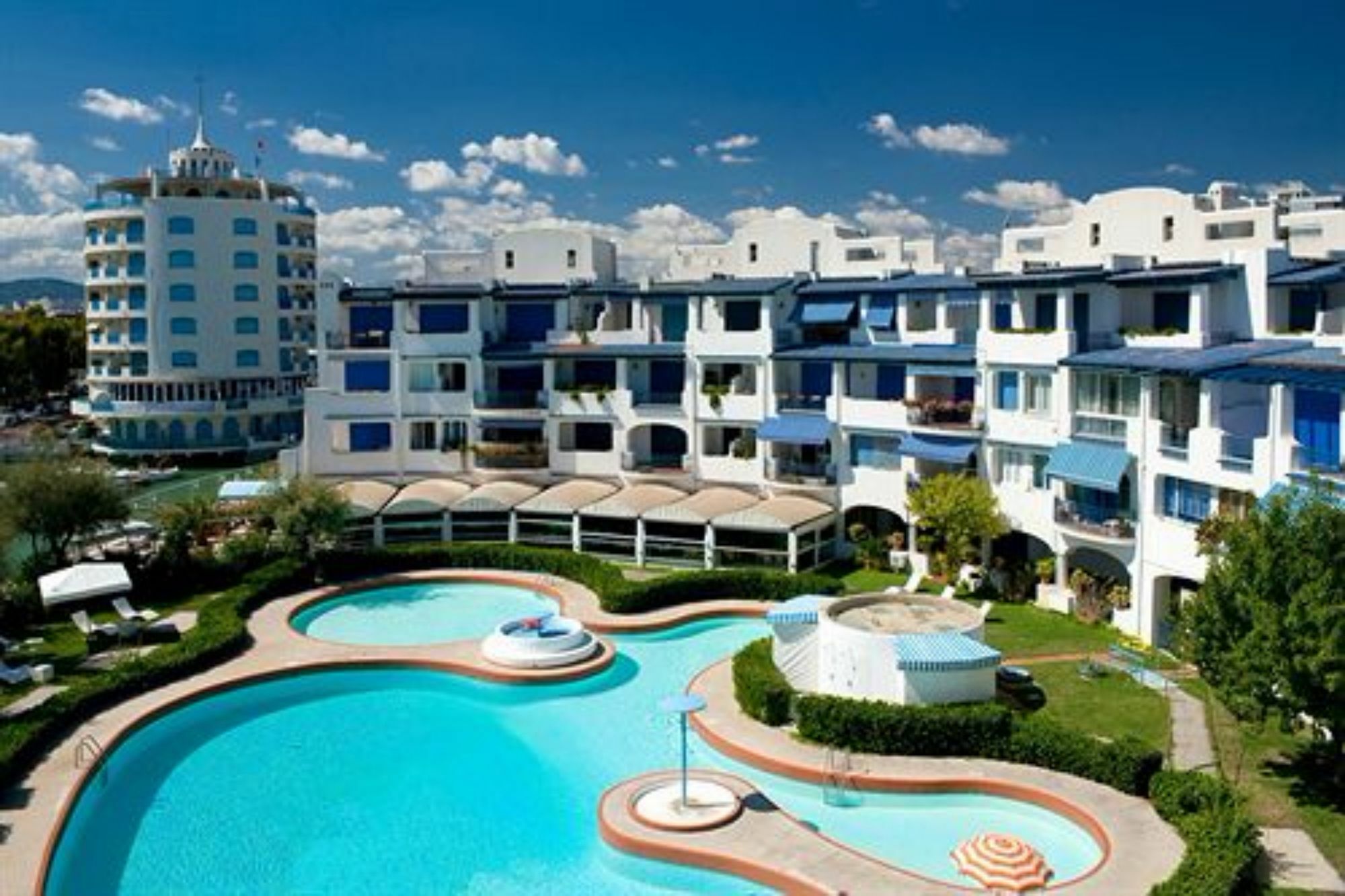 Portoverde Beach Apartments Misano Adriatico Eksteriør billede