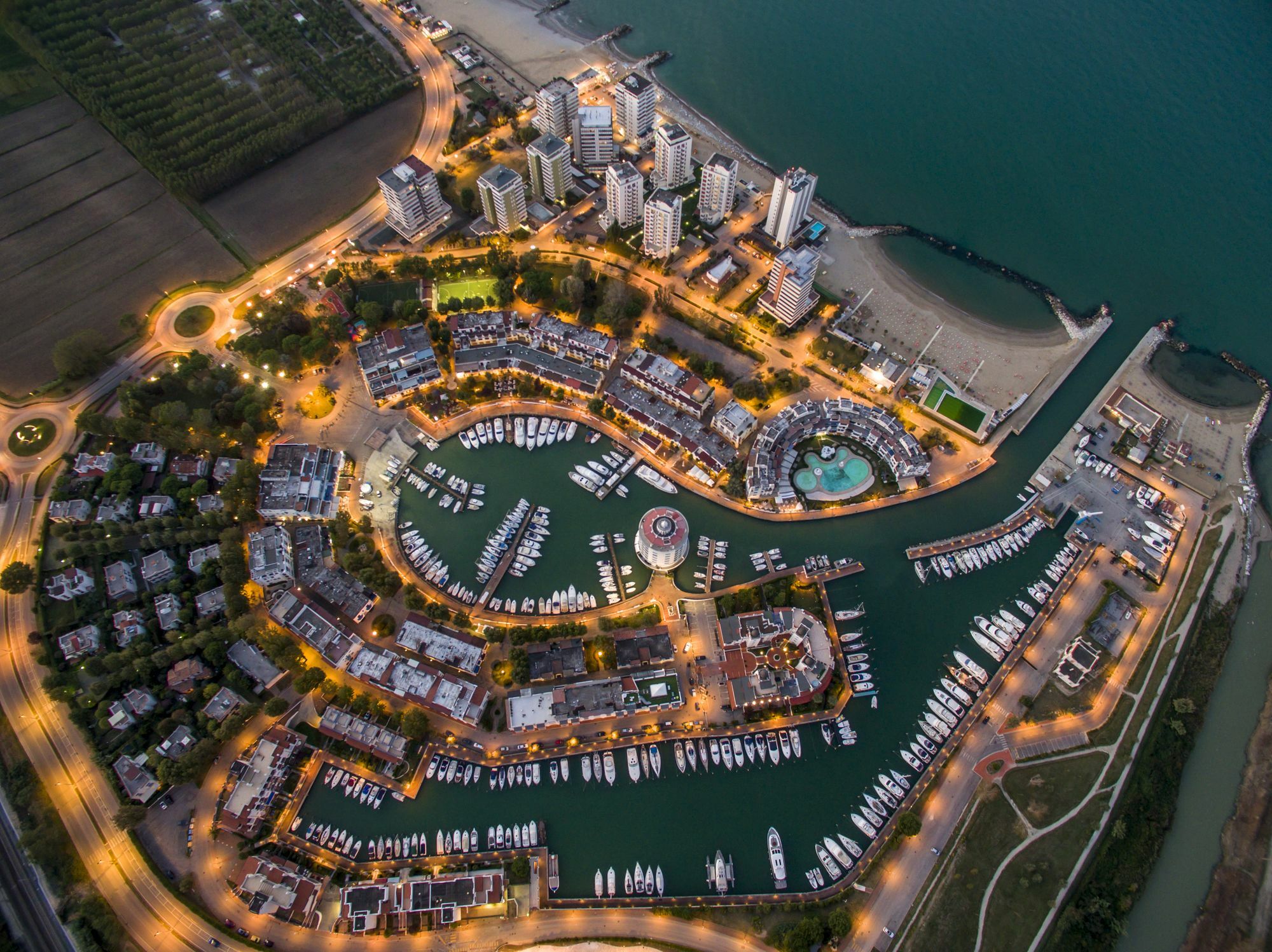 Portoverde Beach Apartments Misano Adriatico Eksteriør billede