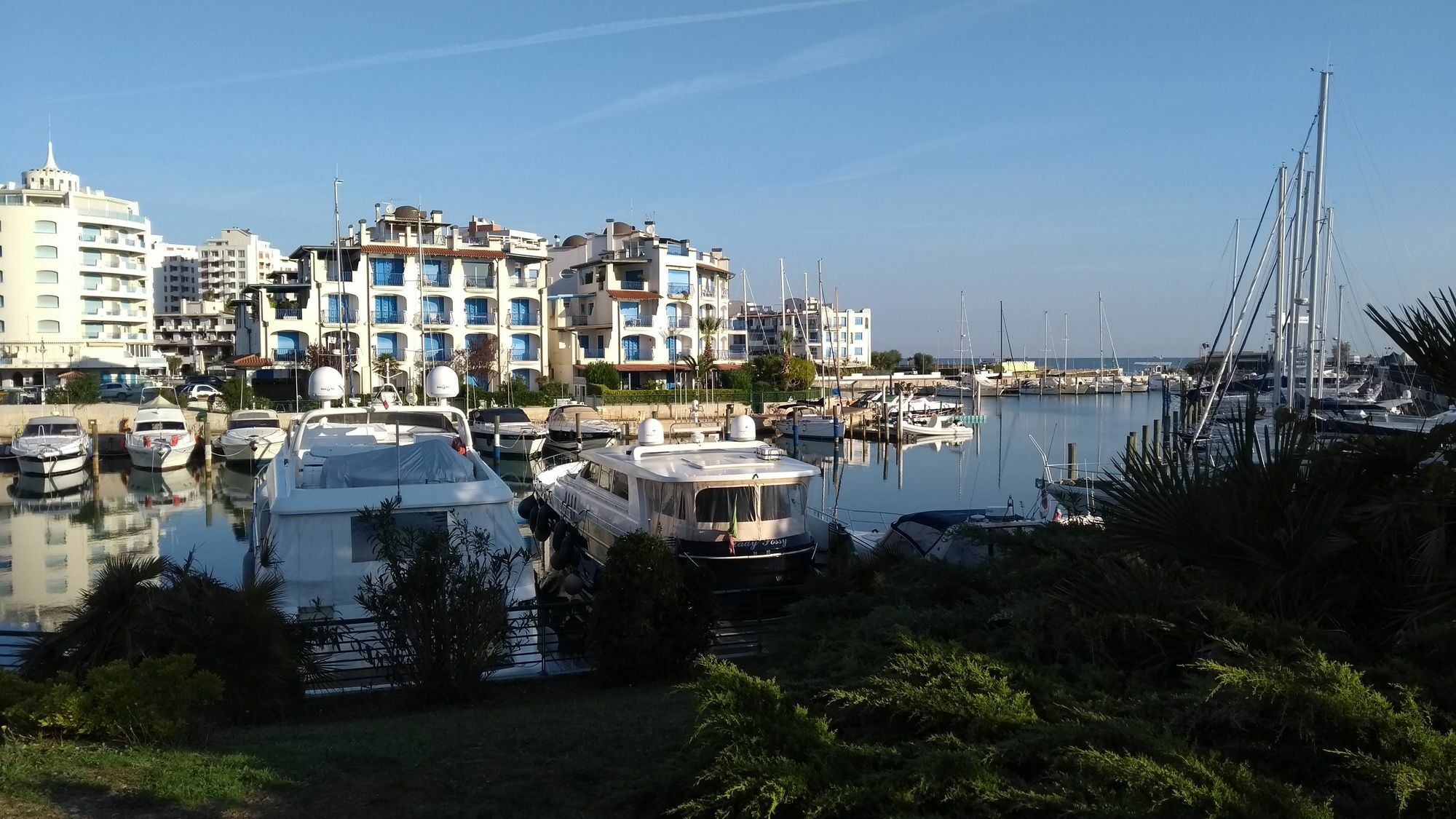 Portoverde Beach Apartments Misano Adriatico Eksteriør billede